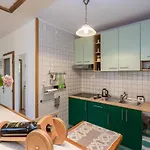 Best Roxy Apartman